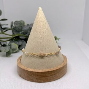 Dainty Glass Bead Bracelet